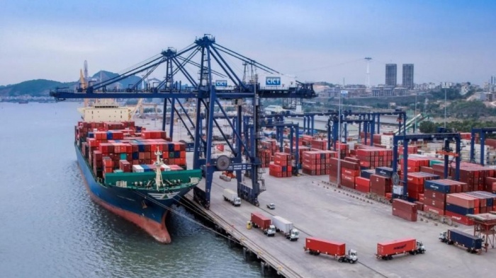 Bất chấp Covid-19, hàng container qua cảng biển vẫn tăng hai con số